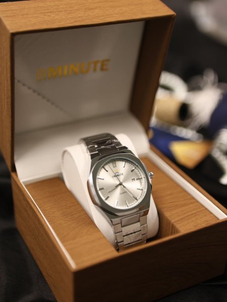 BYMINUTE04